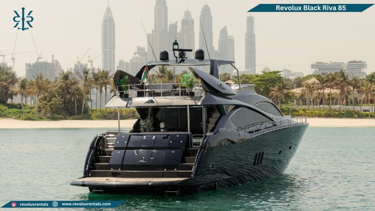 Revolux Black Riva 85 yacht, photo 2 of 9