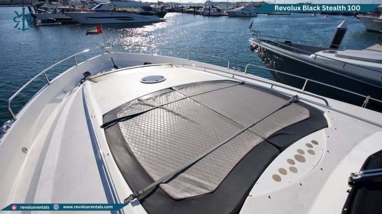 Revolux Black Stealth 100 yacht, photo 3 of 6