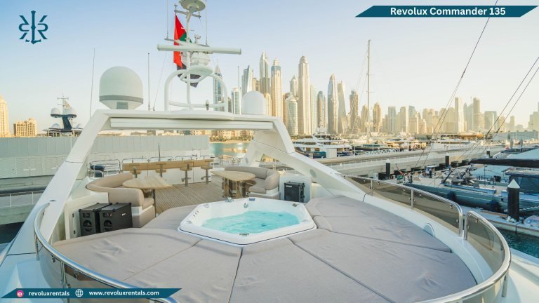 Revolux Commander 135 yacht, photo 4 of 9