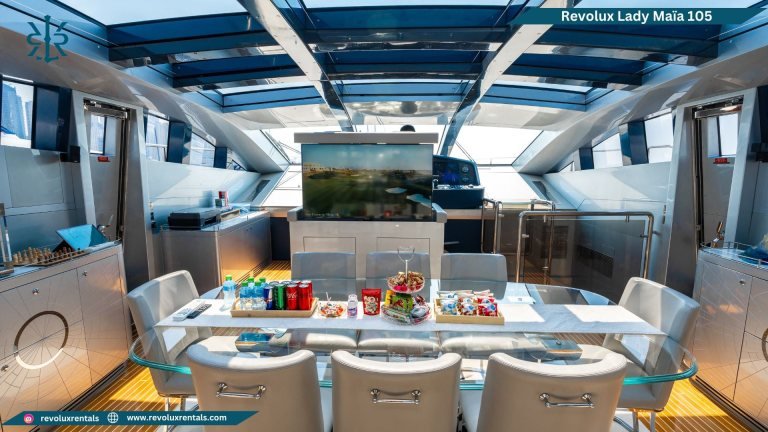 Revolux Lady Maïa 105 yacht, photo 9 of 12