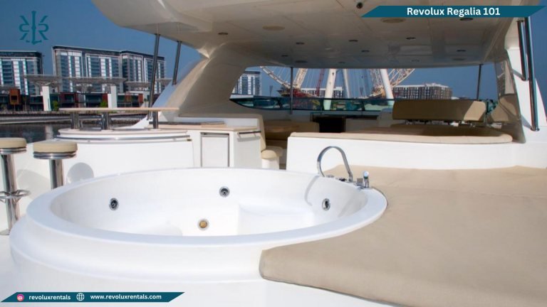 Revolux Regalia 101 yacht, photo 4 of 7