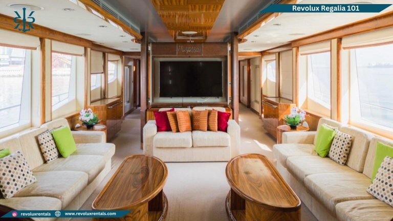 Revolux Regalia 101 yacht, photo 6 of 7