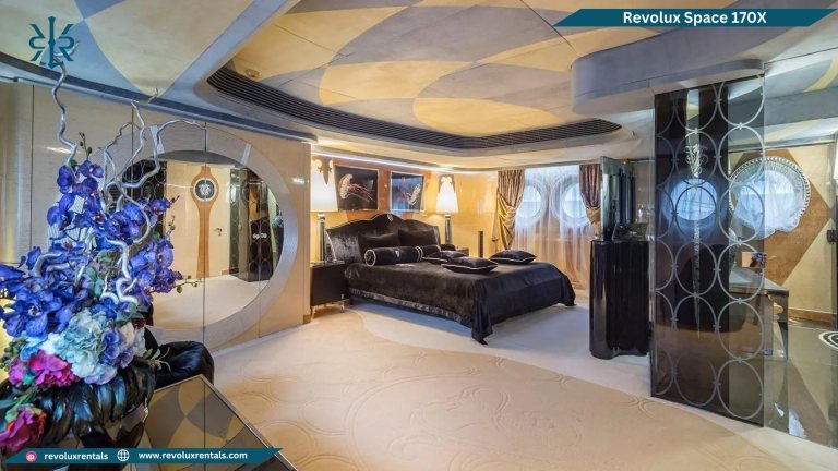 Revolux Space 170X yacht, photo 7 of 9
