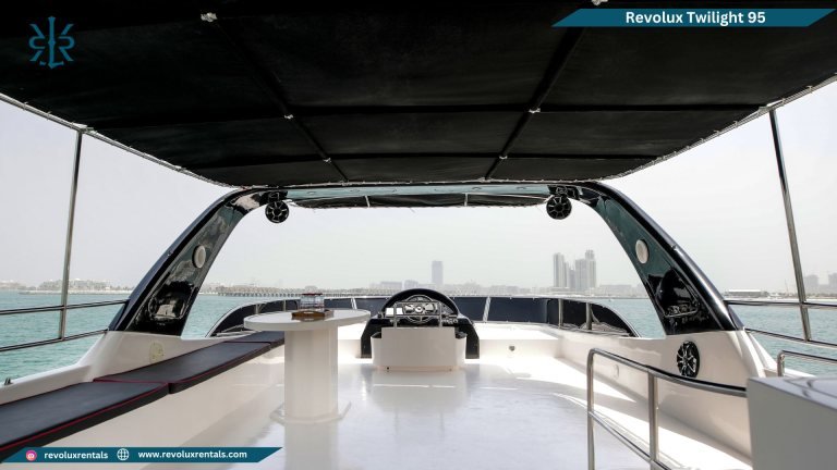 Revolux Twilight 95 yacht, photo 5 of 7