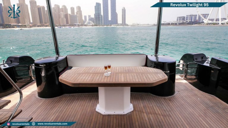 Revolux Twilight 95 yacht, photo 6 of 7